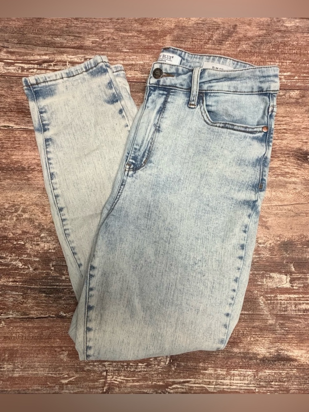 Judy Blue VGUC Light Blue Slim Fit Straight Leg Acid Wash Jeans Denim 11/30